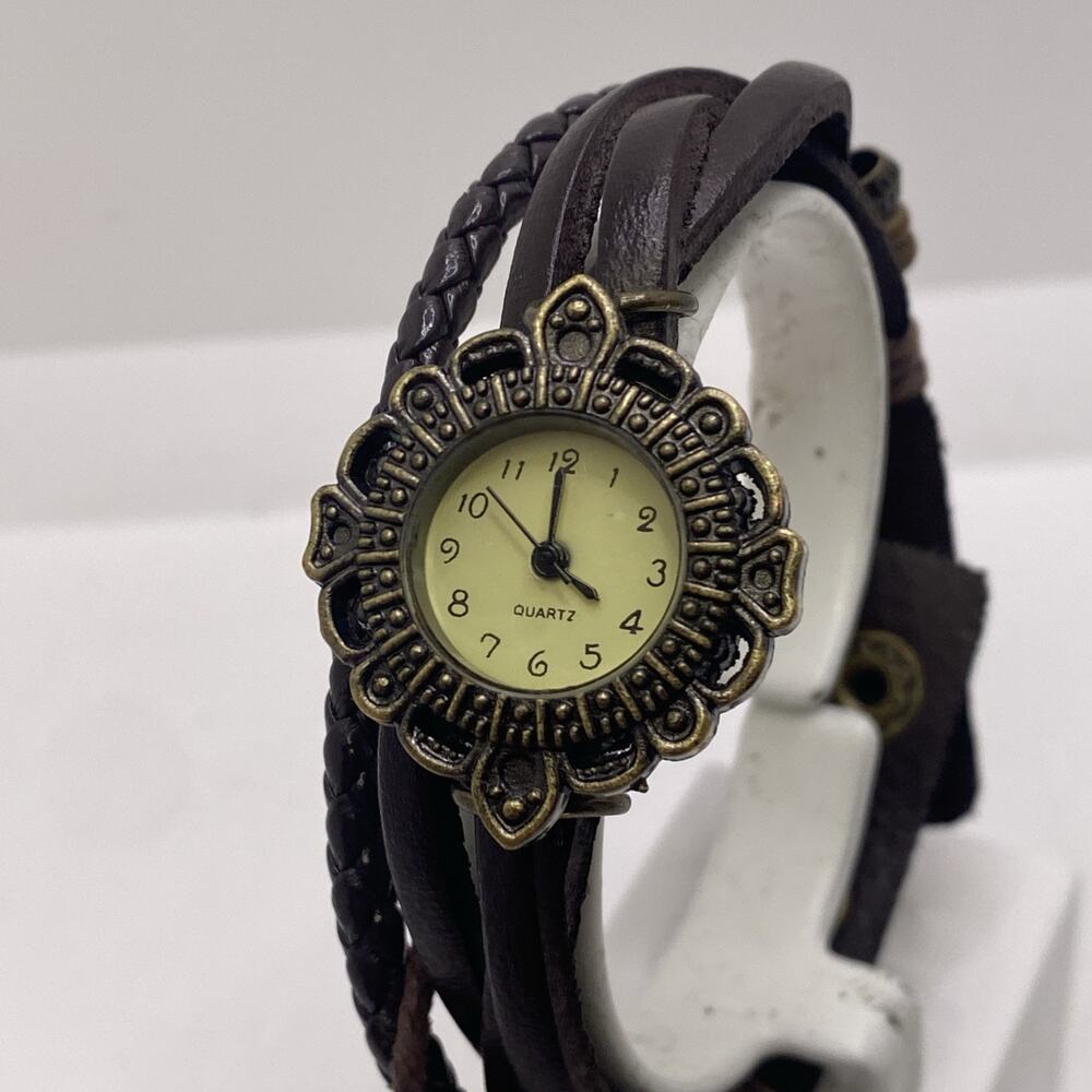 Womens Brown Leather Brass Tone Starfish Watch New Battery
